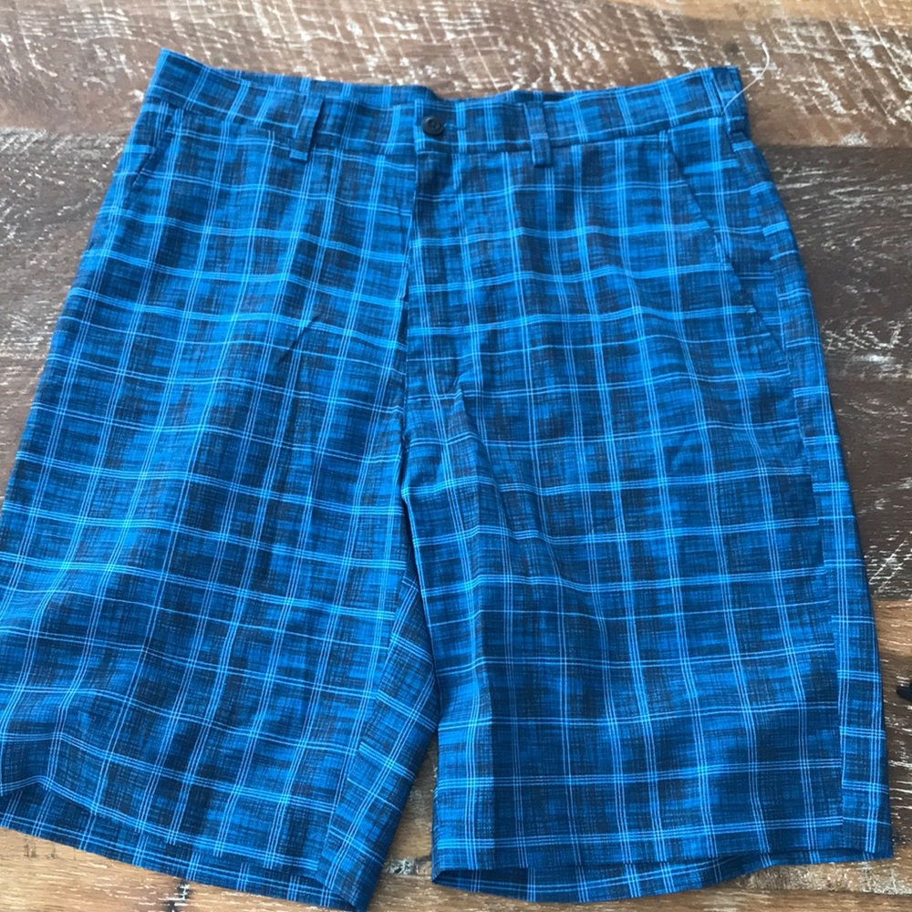 Golf shorts